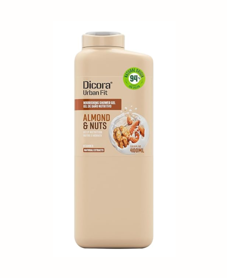 باللوز والمكسرات